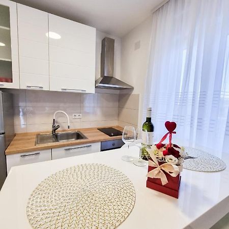 Apartment Ane 2 Tisno Kültér fotó