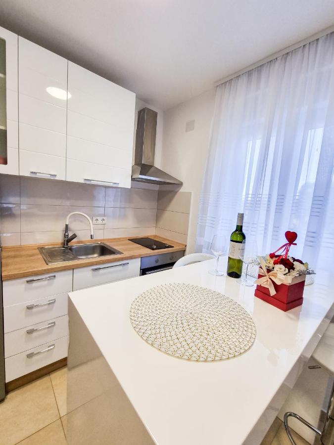 Apartment Ane 2 Tisno Kültér fotó