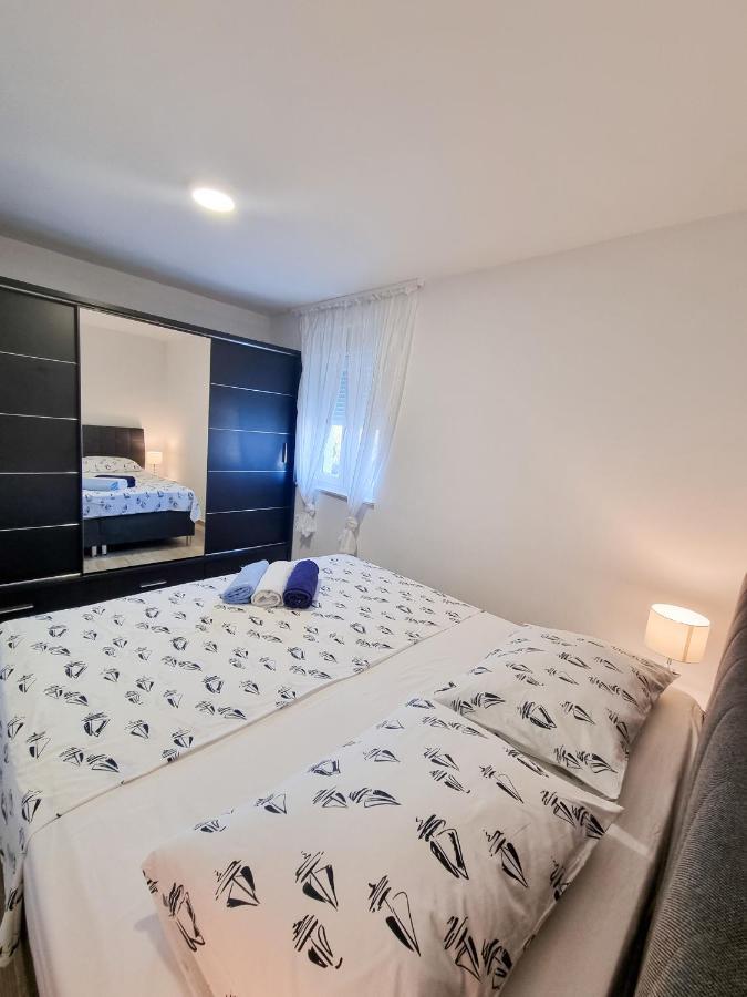 Apartment Ane 2 Tisno Kültér fotó